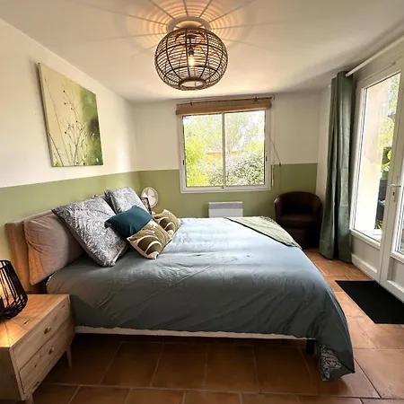 Vent D'ouest Bed & Breakfast 3*